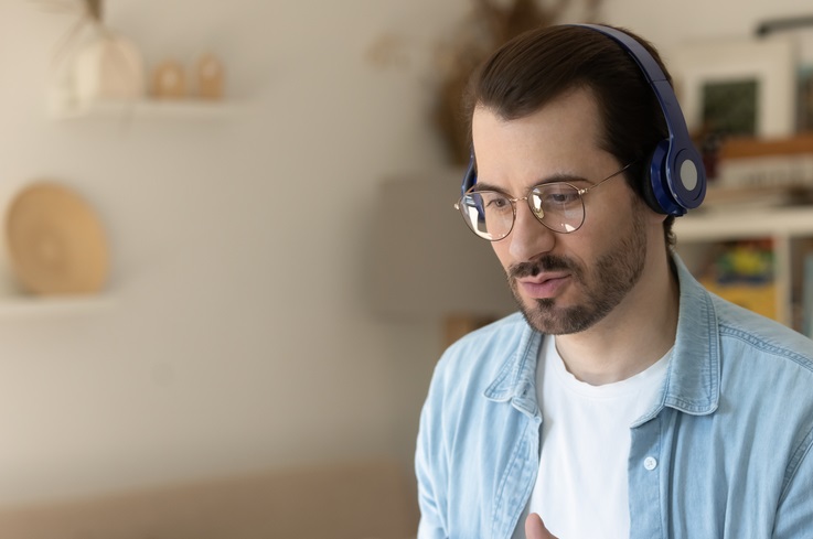 Student learning Twi